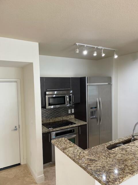 Building Photo - 550 Okeechobee Blvd