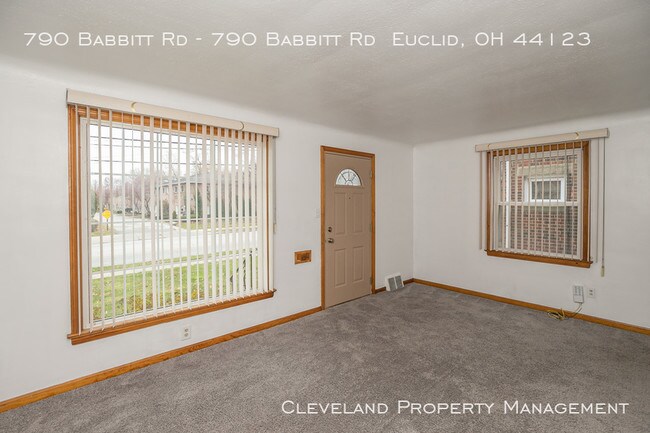 Building Photo - 790 Babbitt Rd