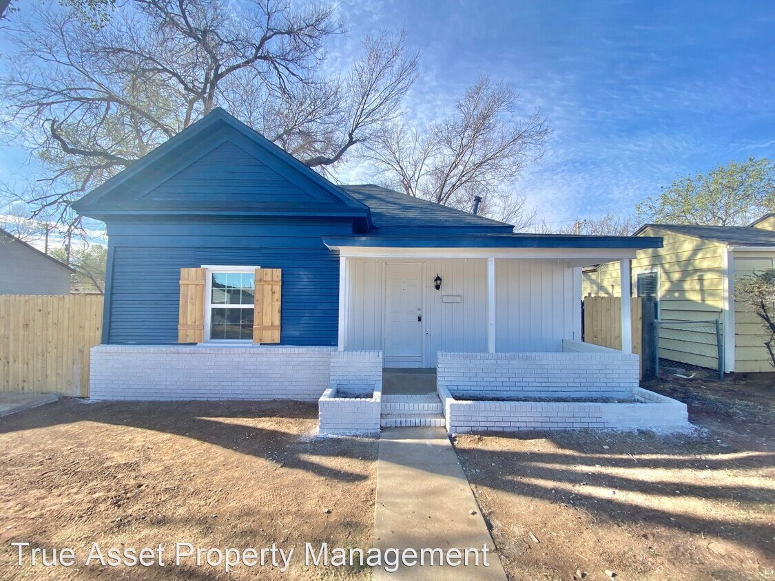 Primary Photo - 2 br, 1 bath House - 2415 22nd Pl