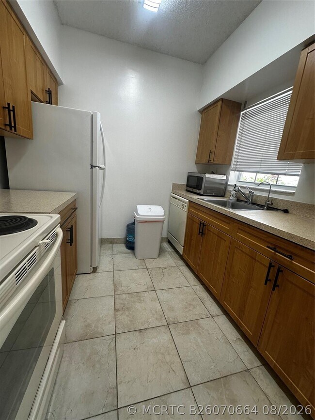 Foto del edificio - 820 Cypress Park Way