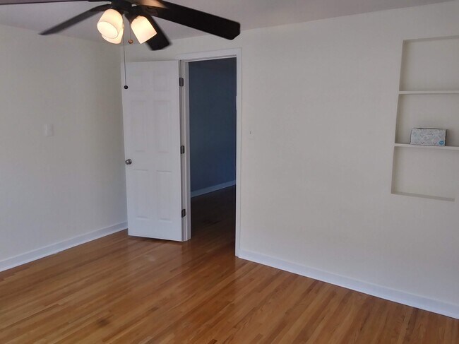 Bedroom 2 - 131 Kamper Ave