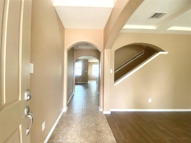 Foto del edificio - 20323 Mathis Landing Dr