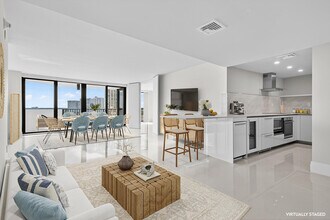 Building Photo - 1200 S Flagler Dr