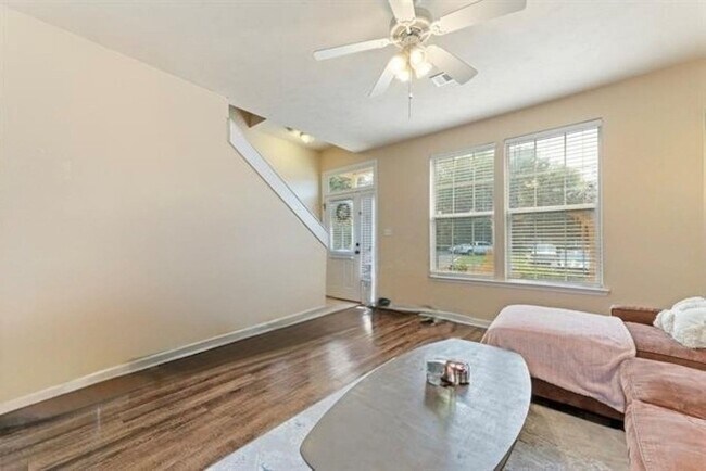 Foto del edificio - 3400 Old Bainbridge Rd