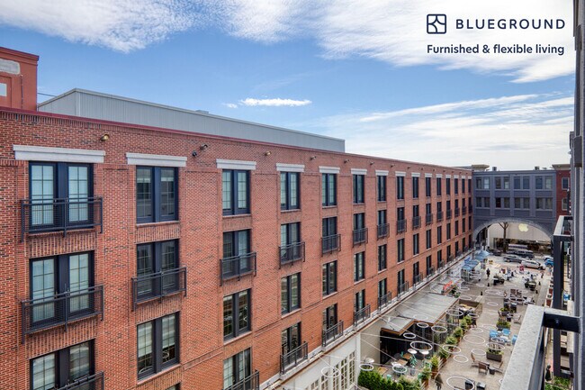 Foto del edificio - 7131 Arlington Rd