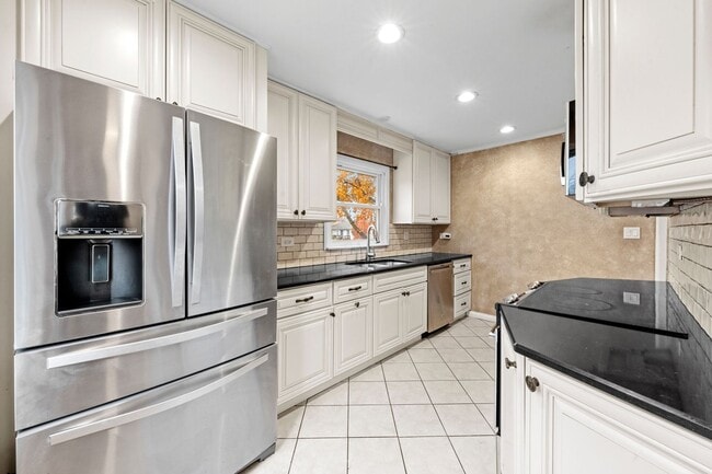 Foto del edificio - 5352 W 90th St