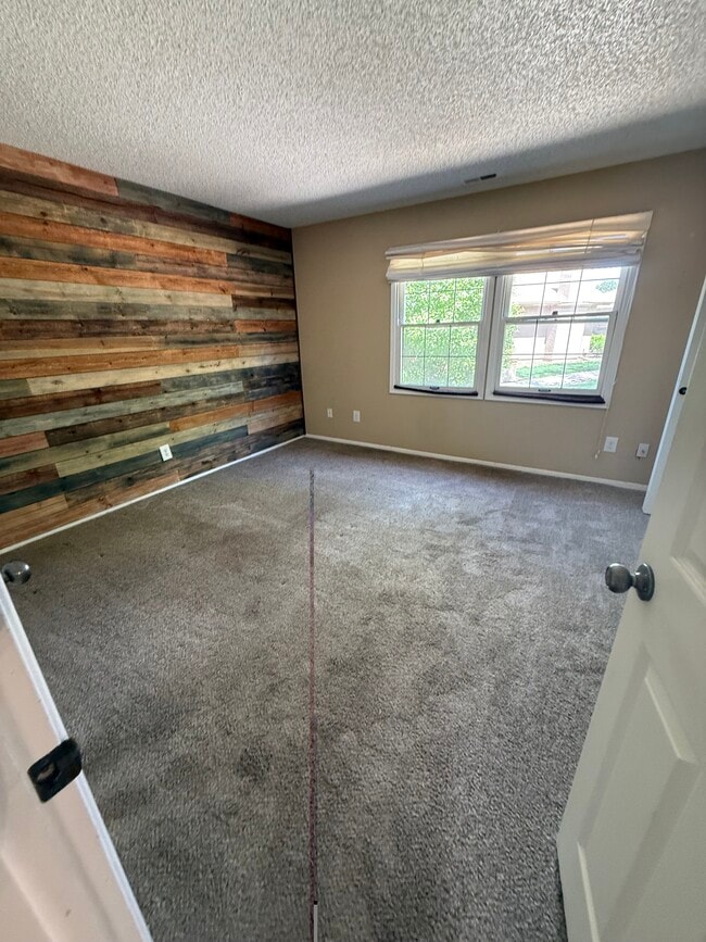 Building Photo - 6155 Little Pine Cir