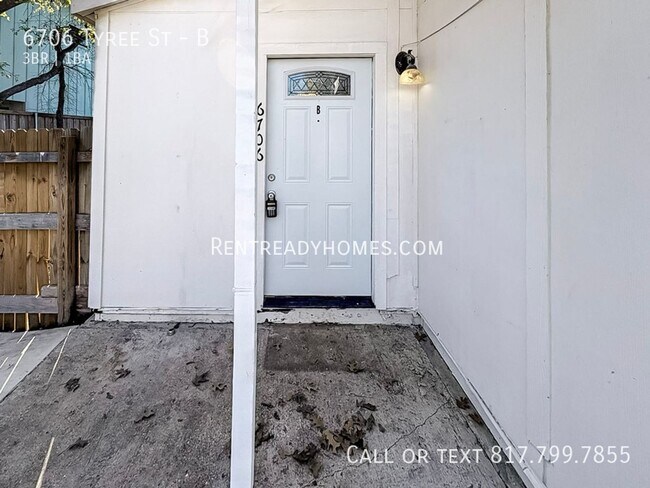 Building Photo - 6706 Tyree St