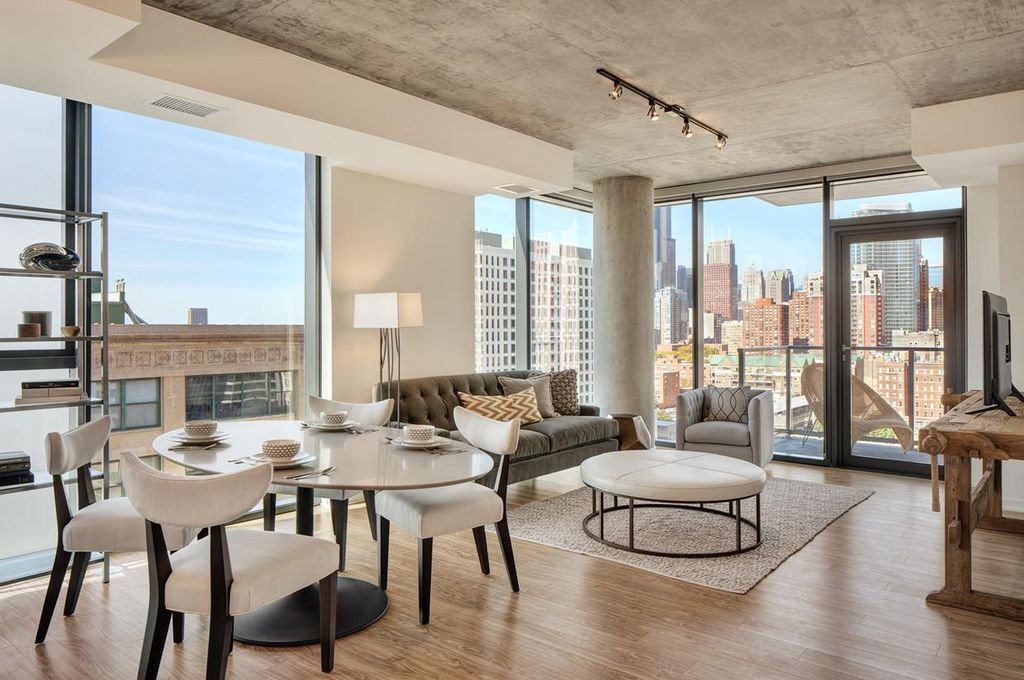 Foto principal - 133 S Wabash Ave