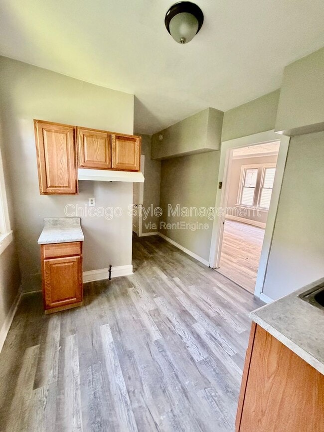 Building Photo - 12138 S Parnell Ave