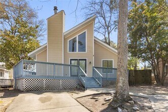 Building Photo - 5725 Waterwood Dr