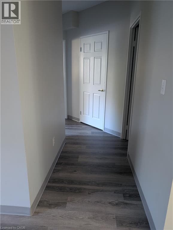 Building Photo - 736 Old Albert St