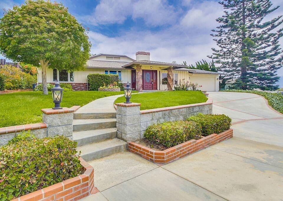 Foto principal - 3570 Addison St