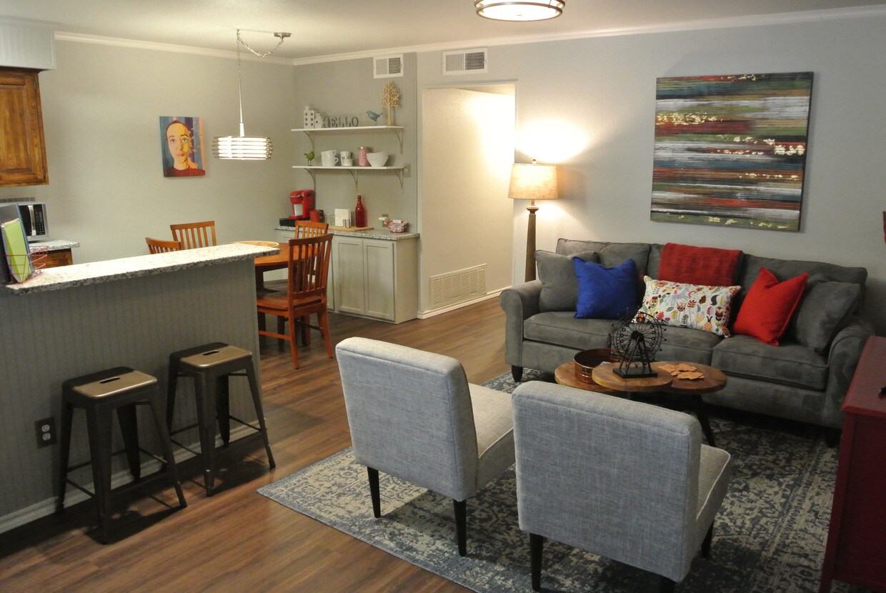 Foto principal - 3641 Bryce Ave