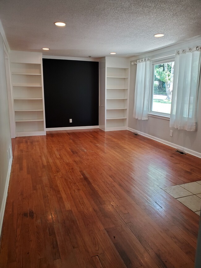 Foto del edificio - 6936 Beverly St