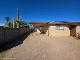 Building Photo - 5522 S Kings Ranch Rd