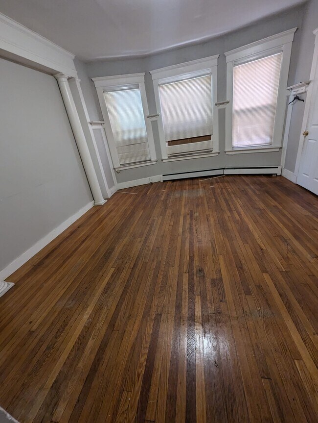 Foto del edificio - 603 Howard Ave