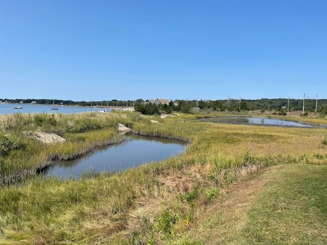 Foto del edificio - 14 Oak St