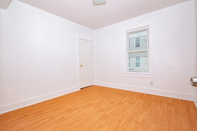 Photo - 20 N Manchester Street Unit 2 Apartment