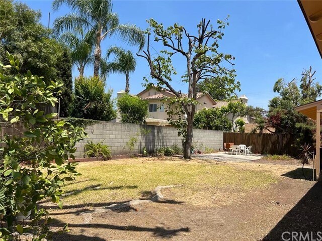 Primary Photo - 1505 S 4th Ave