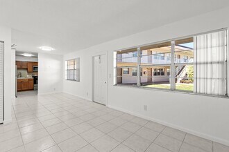 Interior Photo - Bicycle Club