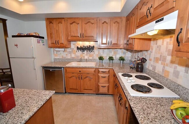 Photo - 3 Bedroom Townhome in Gleneagle