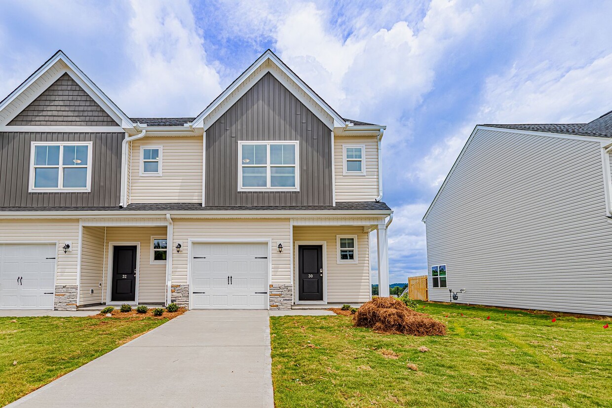 30 Apricot Ln, Duncan, SC 29334 Townhome Rentals in Duncan SC