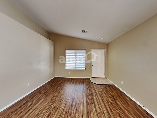 Building Photo - 40005 N Messner Way