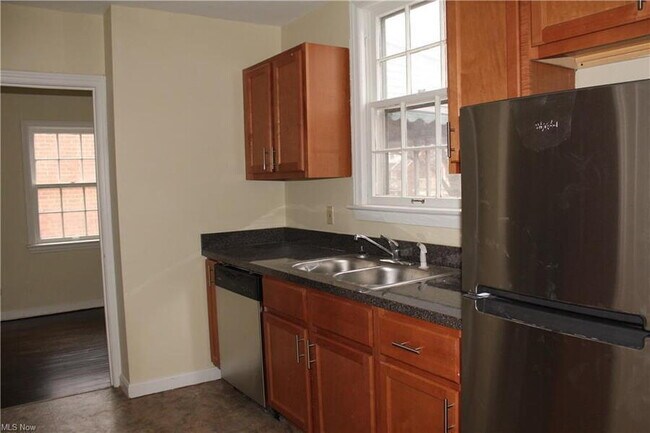 Foto del edificio - 3665 Lynnfield Rd