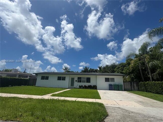Building Photo - 8640 SW 125th Terrace