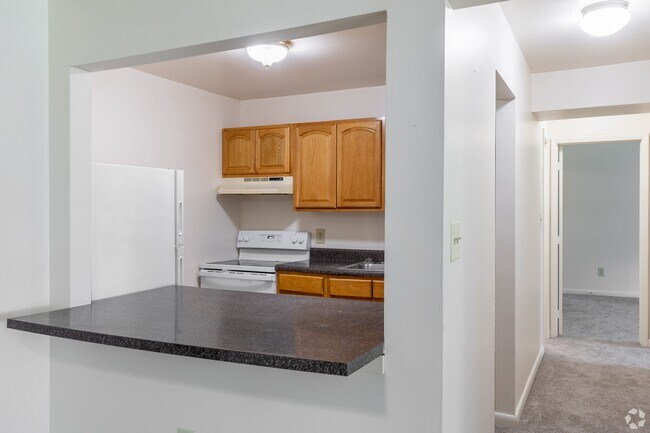 Foto del edificio - Emerald Pond Estates | 2 bedroom, 1 Bathro...