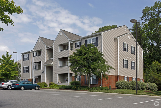 Mulberry Place Low Income Apartments for Rent - Williamsburg, VA - 4 ...