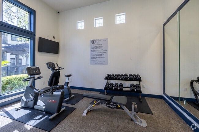 Gimnasio - Stone Creek at Old Farm Apartments
