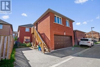 Building Photo - 496 White's Hill Ave