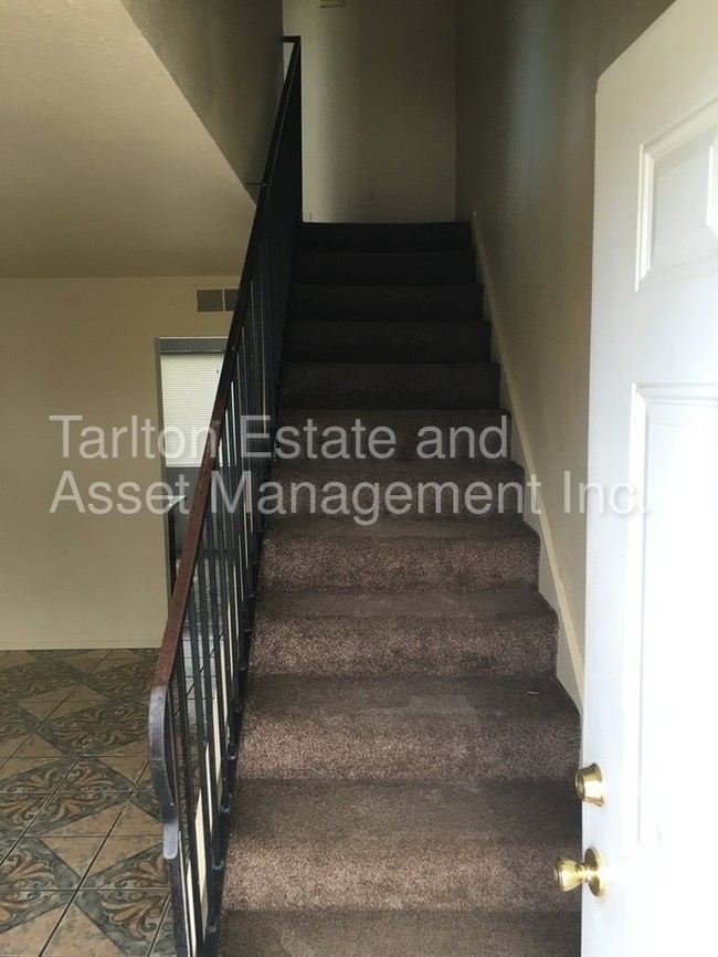 Foto del edificio - 3447 Henson St