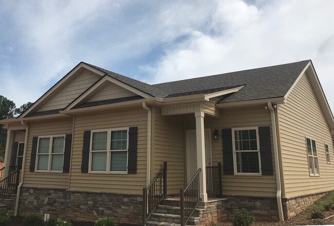 Building Photo - 103 Abree Ln