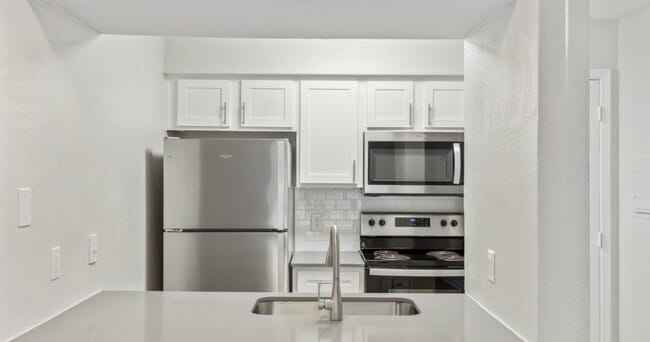 Building Photo - Verandahs at Cliffside