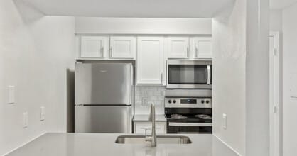 Building Photo - Verandahs at Cliffside