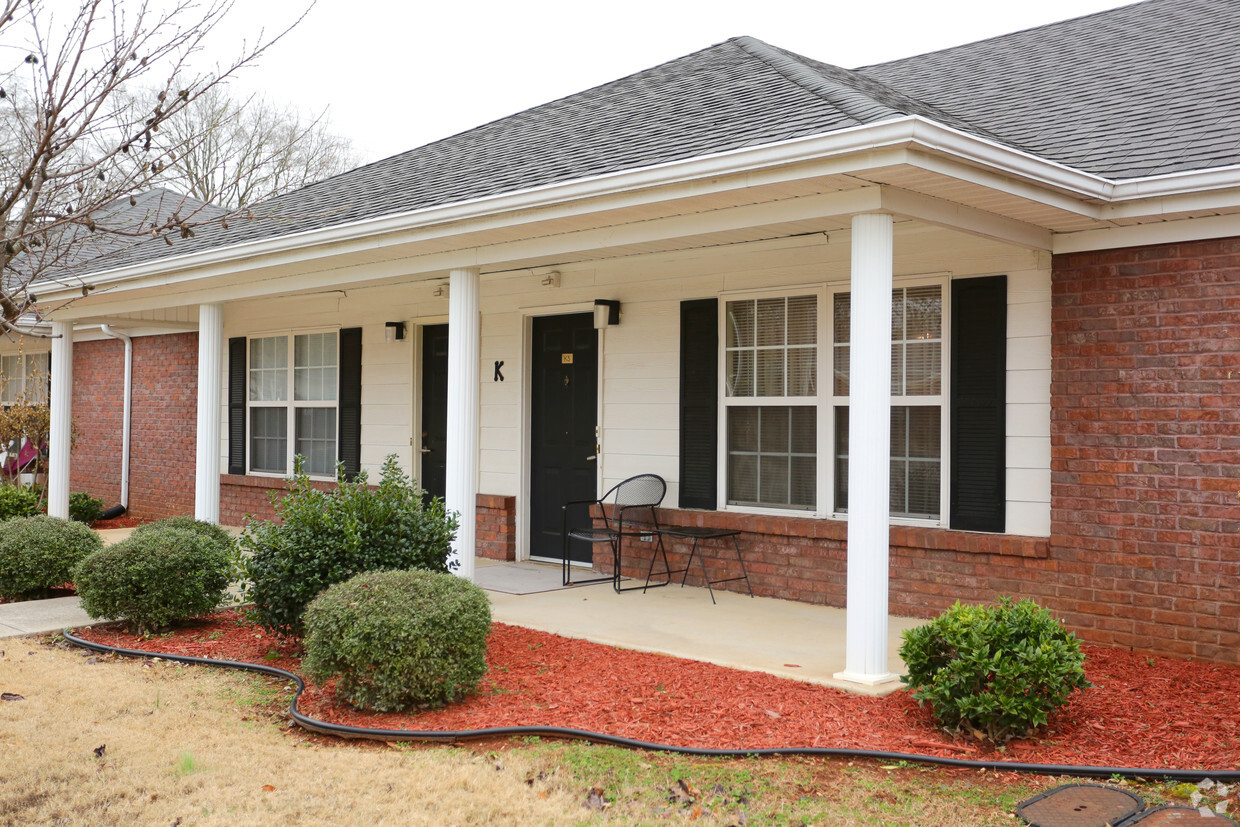 Primary Photo - Garden Park Apartments