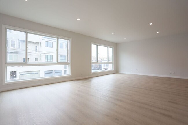 Foto del edificio - 553 34th Ave