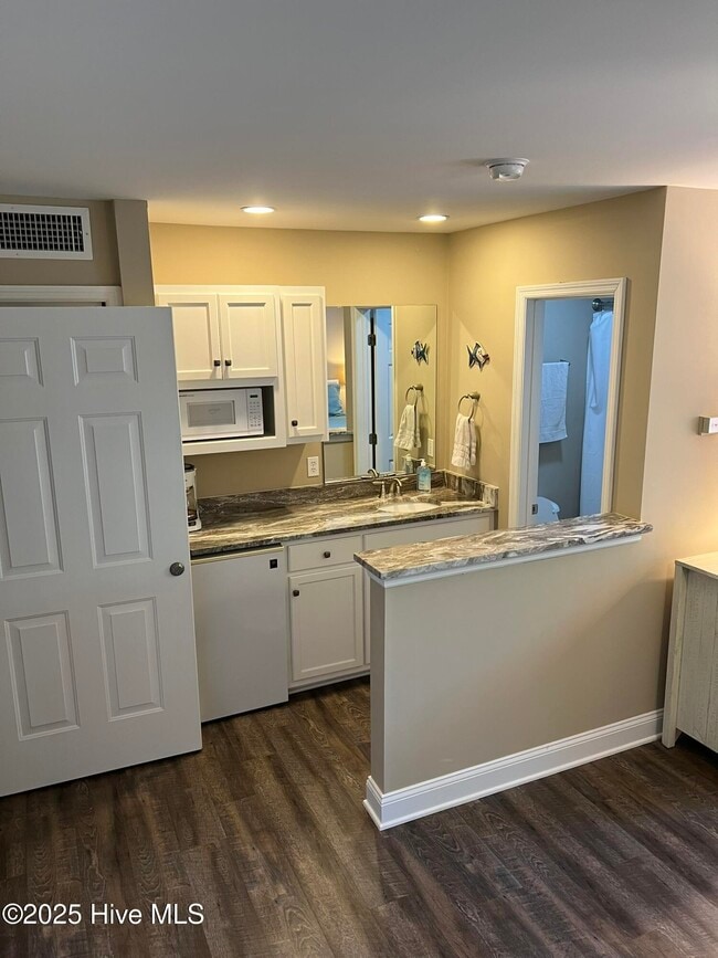 Building Photo - 3030 Marsh Winds Cir