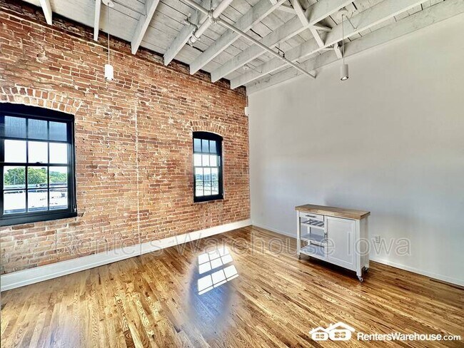 Foto del edificio - 112 SE 4th St