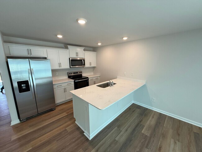 Foto del edificio - Brand New Townhome in North Charlotte