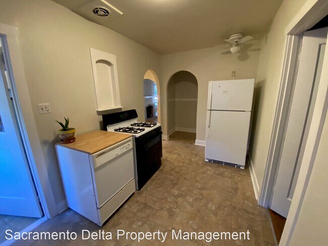 Building Photo - 2 br, 1 bath House - 2700 Harkness Street