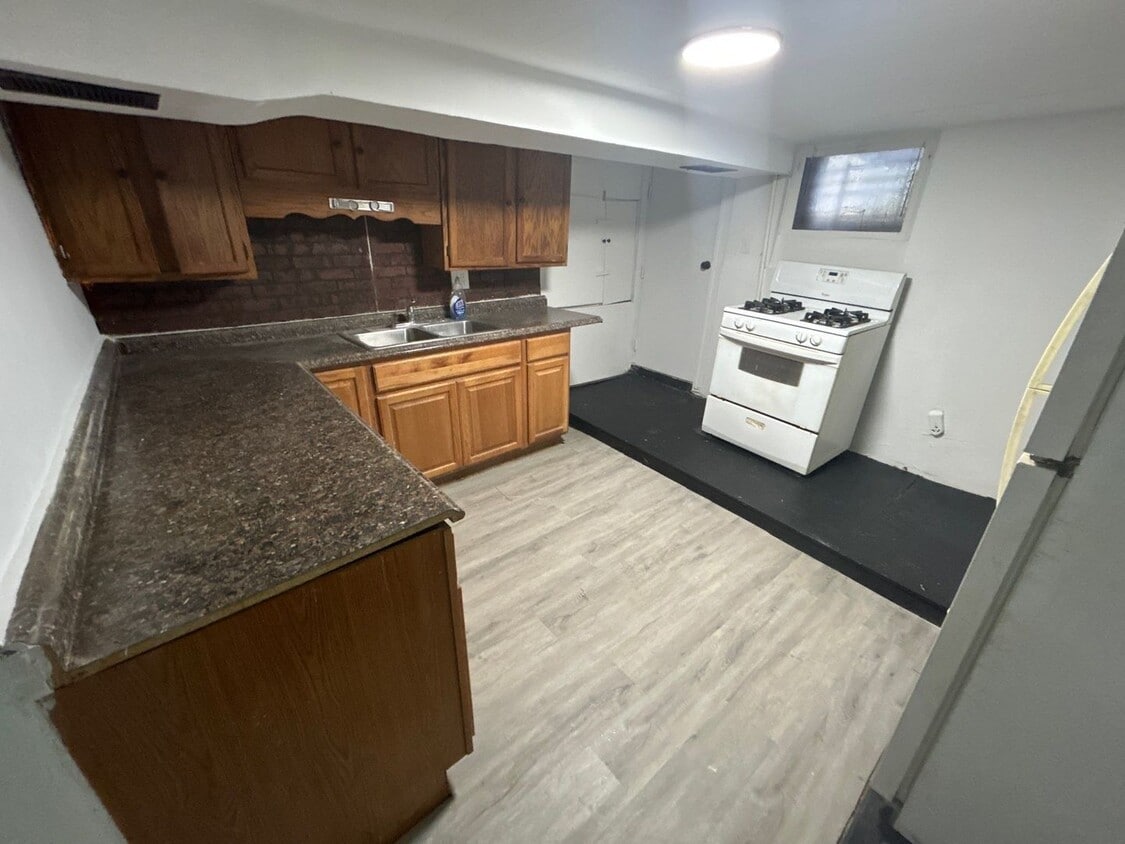 Photo - 618 N Bouldin St (Baltimore, MD)