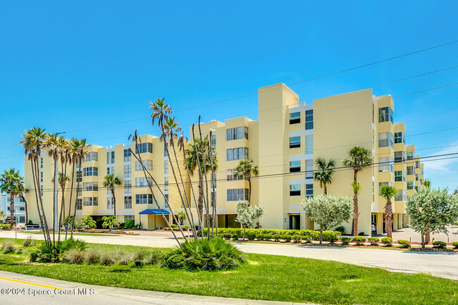 Foto del edificio - 4700 Ocean Beach Blvd