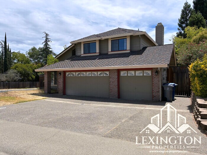 Foto principal - Beautiful, Folsom Home with Pool & Spa in ...