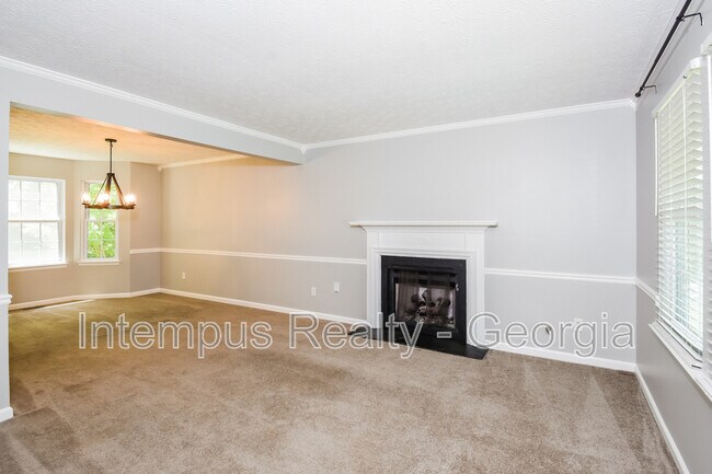 Foto del edificio - 3543 Bouldercrest Rd