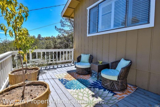 Foto del edificio - 3 br, 2 bath House - 255 Country Club Lane