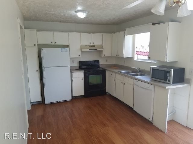 Building Photo - 4 br, 2 bath House - 4457 Woodgrove Dr